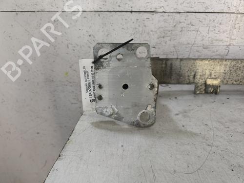 front-bumper-reinforcement-renault-megane-iii-hatchback-bz01_-b3_-2008-34556388 main image