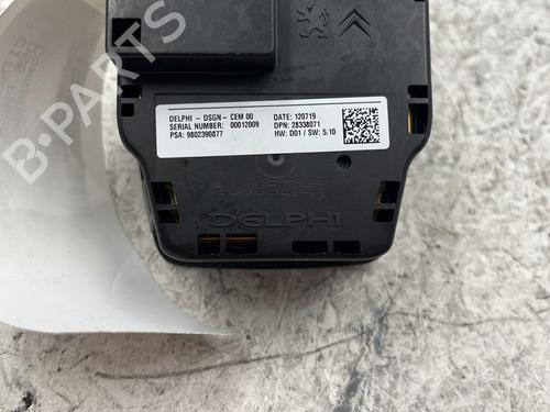 Switch CITROËN DS5 2.0 HDi 200 Hybrid4 All-wheel Drive | BP24829263I30 - Image 5