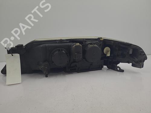 Used Right headlight Right headlight RENAULT LAGUNA II (BG0/1_) 1.9 dCi (107 hp) 22824108 22824108