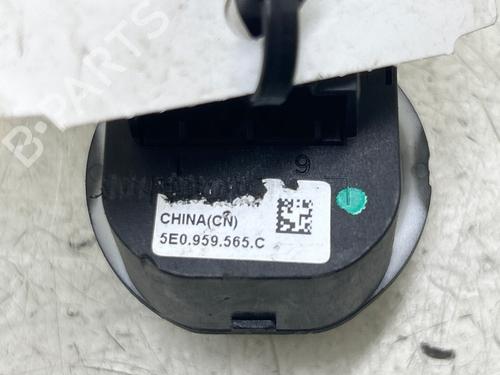 Used Mirror switch Mirror switch SKODA OCTAVIA III Combi (5E5, 5E6) 2.0 TDI 4x4 (150 hp) 40516073 40516073