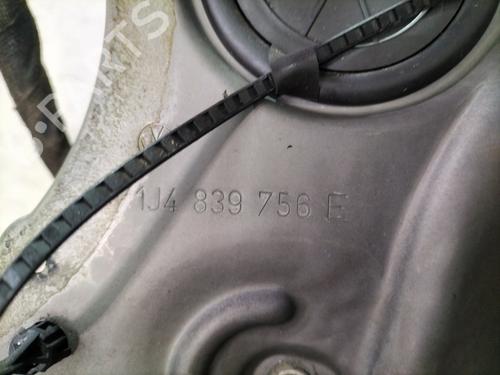 Rear right window mechanism VW GOLF IV (1J1) 1.9 SDI | BP30818847C25