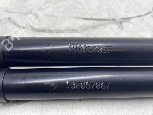 Tailgate lift support PEUGEOT 5008 (0U_, 0E_) 1.6 HDi | BP27183224C138