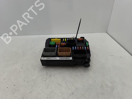 Sicherungskasten für DS DS 3 (SA_) 1.2 VTi 82 (SAHMZ6) (82 hp) 30465711