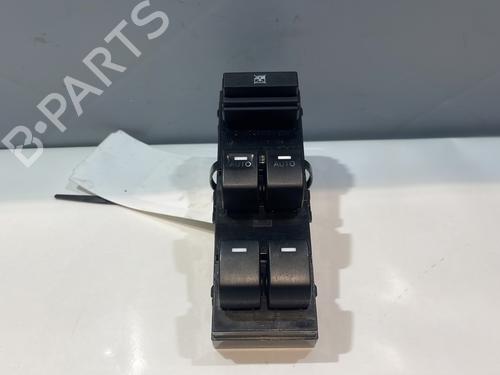 Used Left front window switch KIA VENGA (YN) 1.6 CVVT (125 hp) 30378865