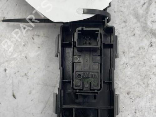 Used Right front window switch Right front window switch CITROËN C4 Coupe (LA_) 1.6 HDi (109 hp) 22833205 22833205