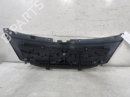 Used Grille Grille 38423212 38423212