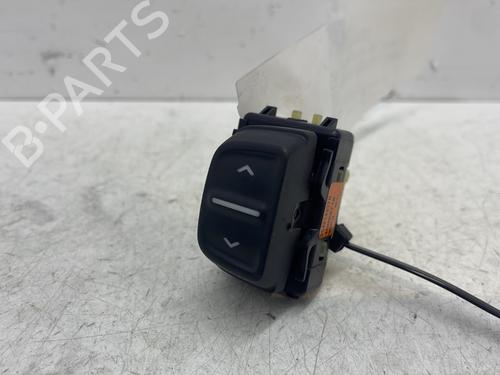 Used Left front window switch DACIA SANDERO II TCe 90 (B8M1, B8MA, B8AC) (90 hp) 29515822