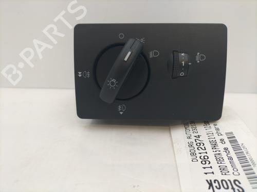 Used Headlight switch FORD FIESTA V (JH_, JD_) 1.25 16V (75 hp) 32078319
