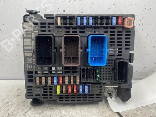 fuse-box-citroen-c4-grand-picasso-ii-da_-de_-2013-24032739 main image
