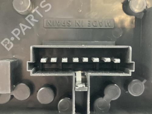 Used Lamp holder Lamp holder RENAULT CLIO I (B/C57_, 5/357_) 1.4 (B57J, C57J, B57P) (75 hp) 22817811 22817811