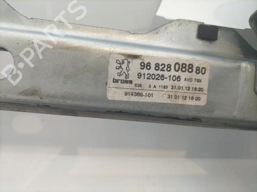 Front right window mechanism PEUGEOT 3008 I MPV (0U_) 1.6 HDi | BP32078243C23