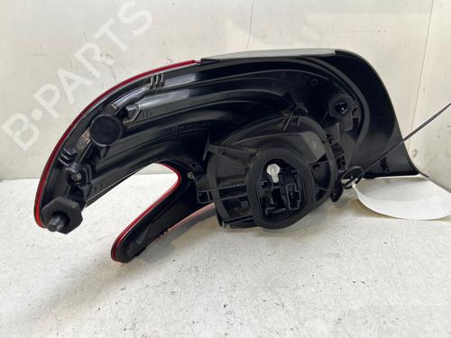 Used Right taillight Right taillight 38327015 38327015