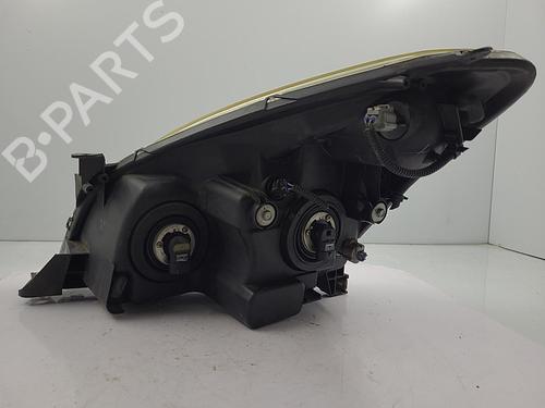 Used Right headlight Right headlight TOYOTA COROLLA Verso (ZER_, ZZE12_, R1_) 2.0 D-4D (CUR10_, CUR10R) (116 hp) 22818243 22818243