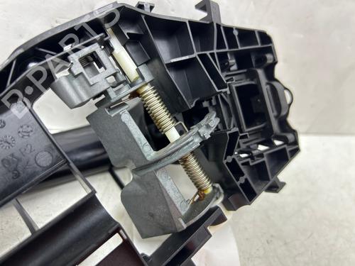 front-right-exterior-door-handle-vw-touran-5t1-2015-35995081 main image