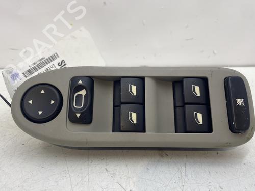 Used Left front window switch CITROËN C5 I (DC_) 1.8 16V (DC6FZB, DC6FZE) (115 hp) 29222532