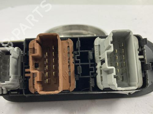 Switch RENAULT SCÉNIC II (JM0/1_) 1.5 dCi (JM1E, JM16) | BP22817815I30 