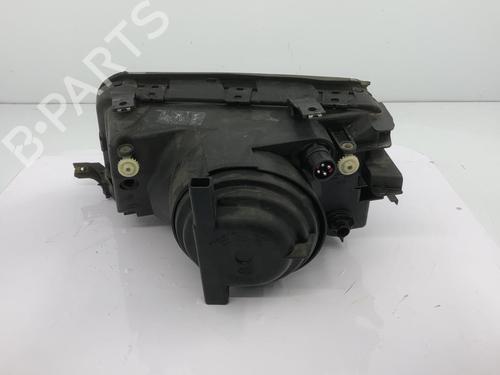 Used Right headlight Right headlight AUDI A6 C4 Avant (4A5) 2.3 (133 hp) 22816275 22816275