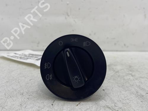 Used Headlight switch SKODA ROOMSTER (5J7) 1.6 TDI (90 hp) 29894316