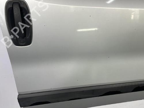 Used Right front door FIAT QUBO (225_) 1.3 D Multijet (225CXB1A, 225AXB1A, 225CXB11, 225AXB11,... (75 hp) 22832802