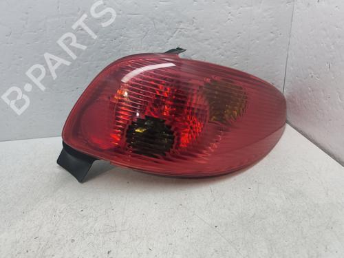 Used Right taillight PEUGEOT 206 Hatchback (2A/C) 1.6 16V (109 hp) 32364982
