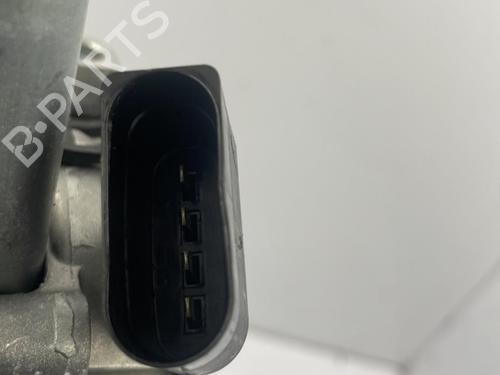 Used Front wiper motor Front wiper motor PEUGEOT 208 II (UB_, UP_, UW_, UJ_) 1.2 PureTech 100 (101 hp) 22841144 22841144