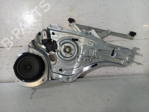 Lève-vitre avant droit KIA SPORTAGE III (SL) 1.7 CRDi (116 hp) 31926902