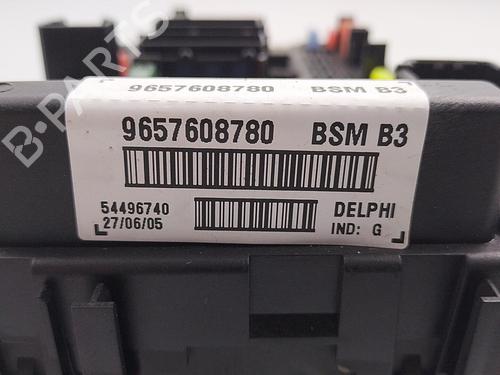 Used Fuse box PEUGEOT 206 Hatchback (2A/C) 1.4 16V (88 hp) 22825467