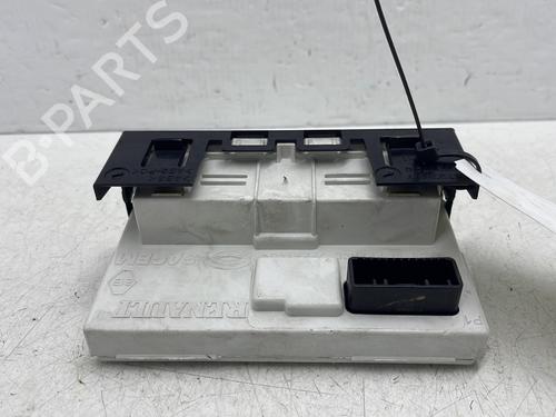 Display monitor RENAULT CLIO II (BB_, CB_) 1.5 dCi (B/C2J) | BP31090813C48