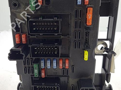Used Fuse box Fuse box PEUGEOT 206 Hatchback (2A/C) 1.4 i (75 hp) 22823366 22823366