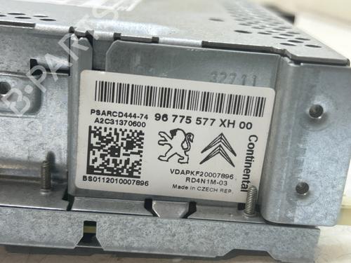 Used Radio Radio PEUGEOT 308 SW I (4E_, 4H_) 1.6 HDi (92 hp) 40495197 40495197