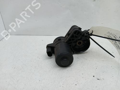 Used Electric handbrake Electric handbrake MERCEDES-BENZ C-CLASS (W205) C 250 BlueTEC / d 4-matic (205.009) (204 hp) 35886347 35886347