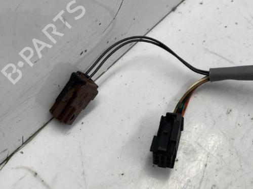 Used Right mirror PEUGEOT 1007 (KM_) 1.4 (75 hp) 22834280