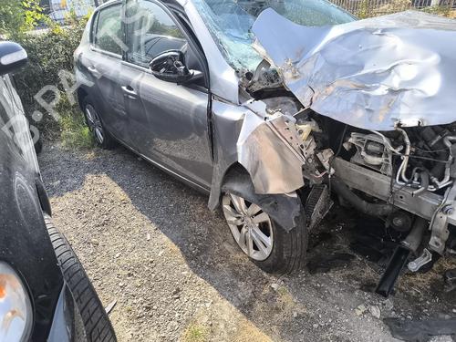Brugte PEUGEOT 308 II (LB_, LP_, LW_, LH_, L3_) 1.6 HDi 4867467