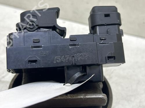 Right front window switch HYUNDAI ix35 (LM, EL, ELH) 2.0 CRDi 4WD | BP40609293I26 - Image 4