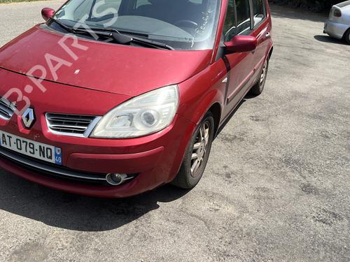 Brugte RENAULT SCÉNIC II (JM0/1_) 1.9 dCi (JM14) (131 hp) 3474430