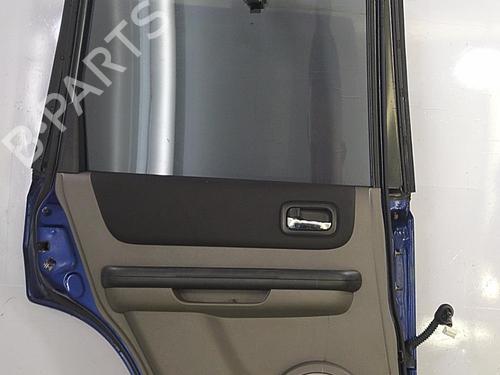 Dør venstre bak NISSAN X-TRAIL I (T30) 2.2 Di 4x4 (114 hp) 22824040