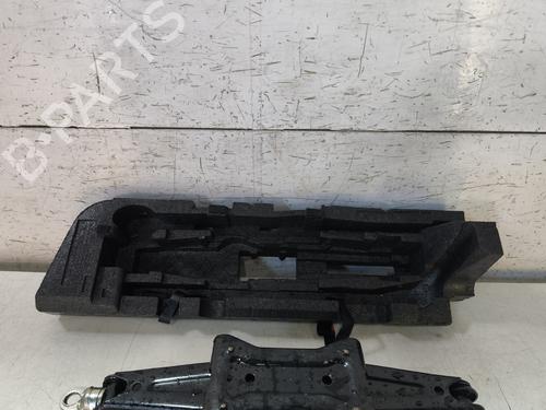 jack-kit-ford-transit-custom-v362-van-fy-fz-2012-33316794 main image