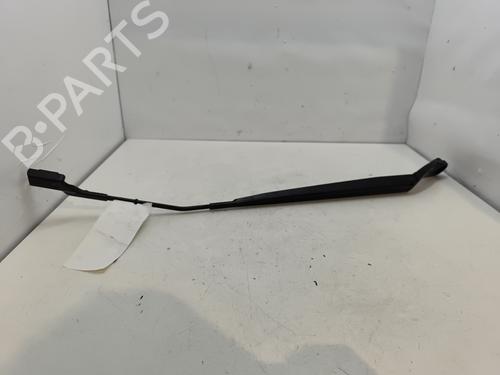 Used Front windshield wiper arm FIAT 500e (332_) Elektro (FA1) (95 hp) 29709430