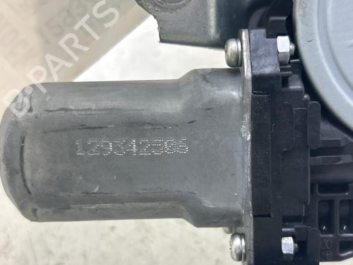 Used Front right window mechanism Front right window mechanism 37660896 37660896