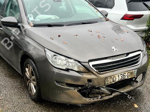 Brugte PEUGEOT 308 II (LB_, LP_, LW_, LH_, L3_) 1.6 BlueHDi 120 (120 hp) 4393615