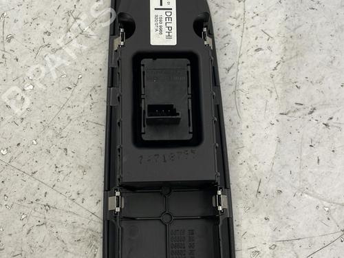 Right front window switch BMW 1 (E81) 116 i | BP22828315I26  - Image 5
