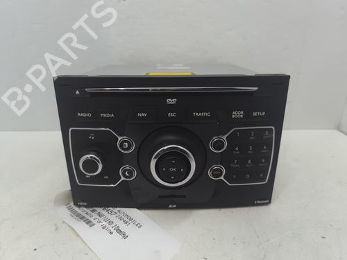 Used Radio PEUGEOT 3008 I MPV (0U_) 2.0 HDi Hybrid4 (0URHCA) (200 hp) 31823610