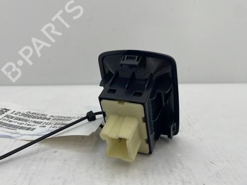 Comutador vidro trás direito Comutador vidro trás direito DACIA SANDERO II TCe 90 (B8M1, B8MA, B8AC) (90 hp) 34259982 34259982