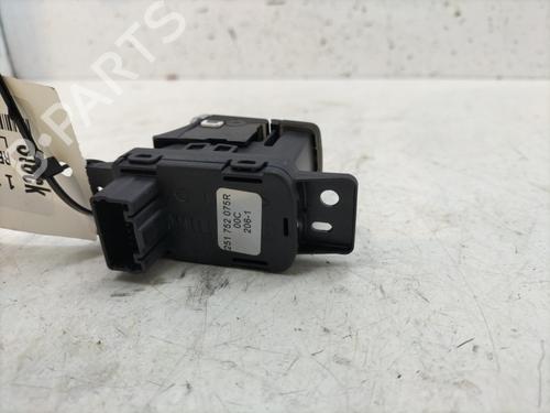 Switch RENAULT MEGANE IV Grandtour (K9A/M/N_) E-TECH 160 (K9NH) | BP28414792I30