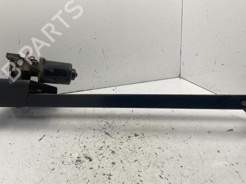 Used Front wiper motor RENAULT TRAFIC Van (T_, P_, V_) 2.0 (80 hp) 22842327