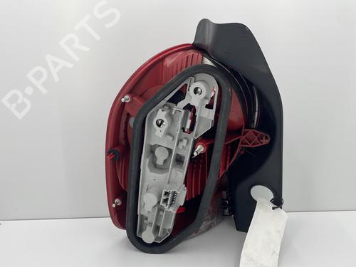 Used Right taillight Right taillight RENAULT MODUS / GRAND MODUS (F/JP0_) 1.5 dCi (FP0G, JP0G) (68 hp) 30818916 30818916