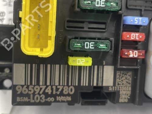 Used Fuse box Fuse box CITROËN C3 I (FC_, FN_) 1.4 i (73 hp) 22829494 22829494