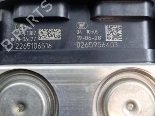 ABS pump RENAULT TWINGO III (BCM_, BCA_) 0.9 TCe 95 | BP22826895M43 