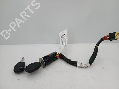 Used Ignition barrel DACIA SANDERO 1.5 dCi (75 hp) 31948061