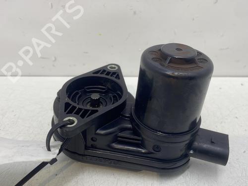 Used Electric handbrake Electric handbrake KIA SOUL II (PS) EV Electric (110 hp) 29438930 29438930